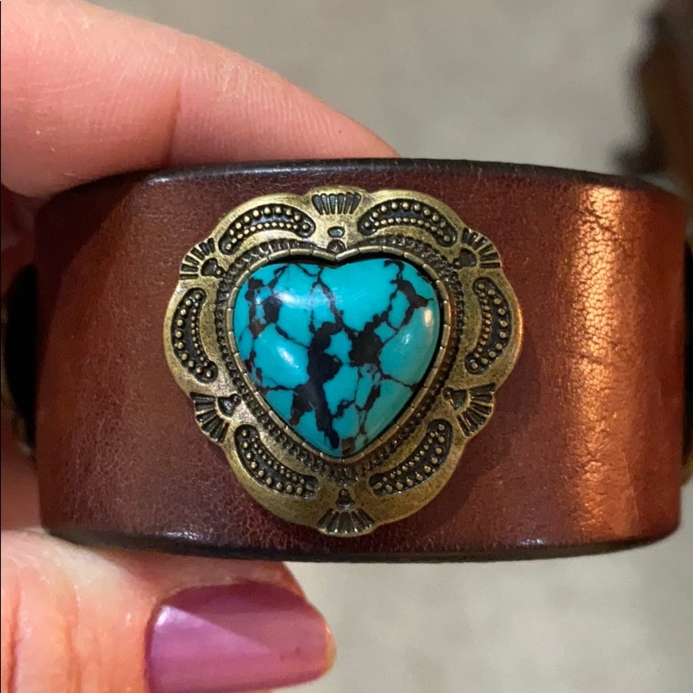 Leather cuff bracelet with heart shaped Conchos turquoise color.